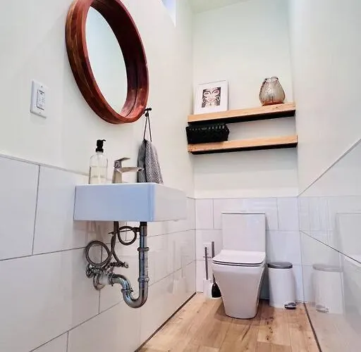 Holiday home The Oasis Luxury With Sauna Gym Pittsburgh