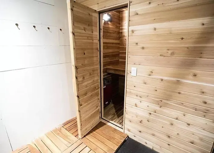 The Oasis Luxury With Sauna Gym Pittsburgh
