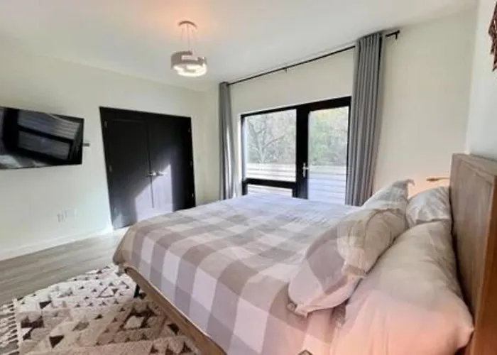 The Oasis Luxury With Sauna Gym Holiday home *