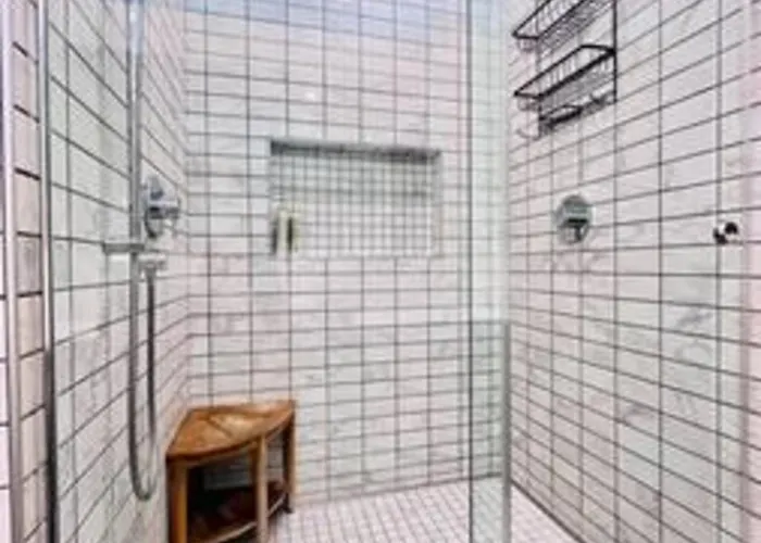 The Oasis Luxury With Sauna Gym Pittsburgh
